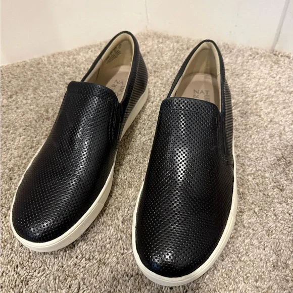 Naturalized Marianne Slip on Sneaker - Picture 8 of 13